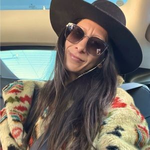 Meet your Posher, Jaime